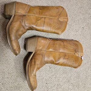 Tan Woman's Cowboy Boots